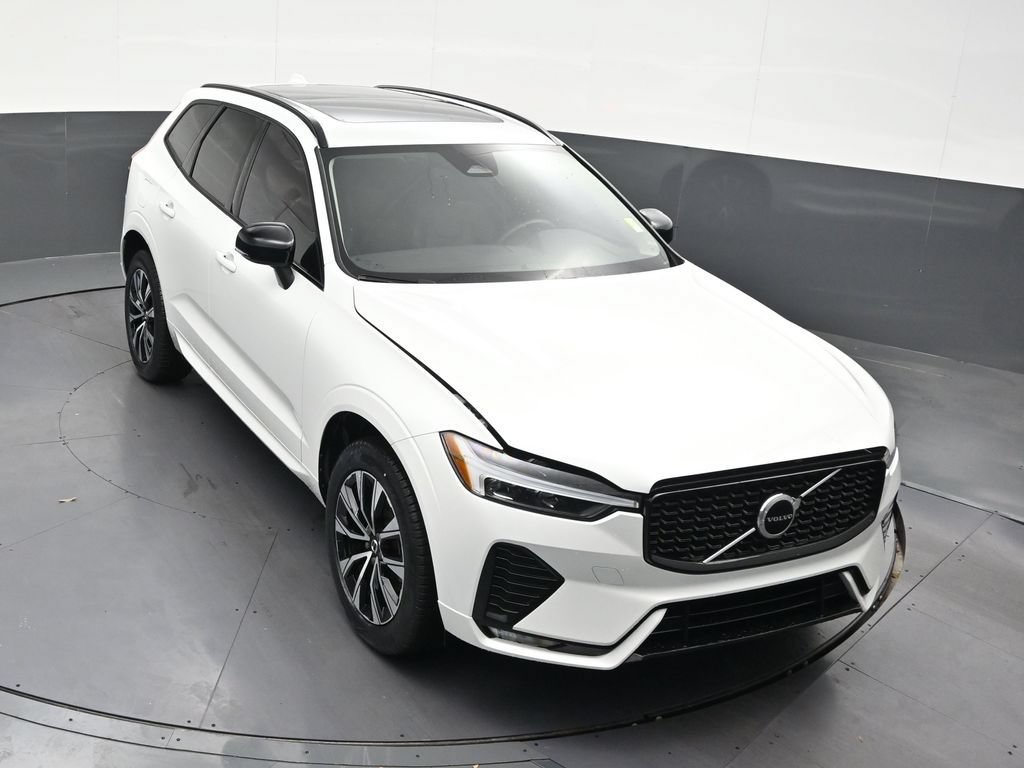 Certified 2024 Volvo XC60 B5 Core w/ Protection Package Premier AWD/4WD image 22