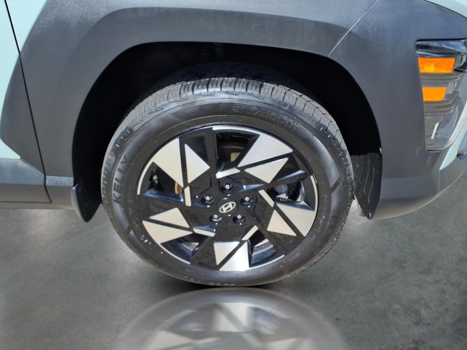 Used 2025 Hyundai Kona SEL AWD/4WD image 10