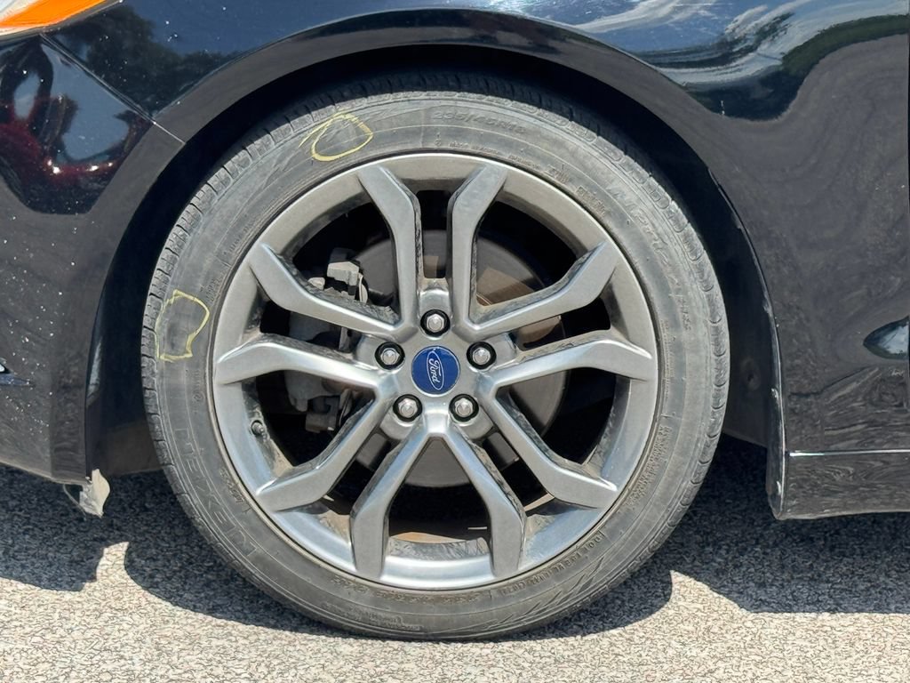 Used 2017 Ford Fusion SE w/ Equipment Group 201A FWD image 28