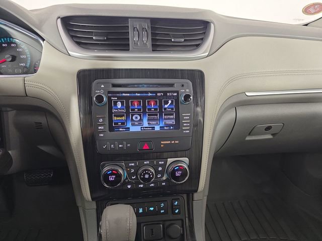 Used 2017 Chevrolet Traverse LT image 22