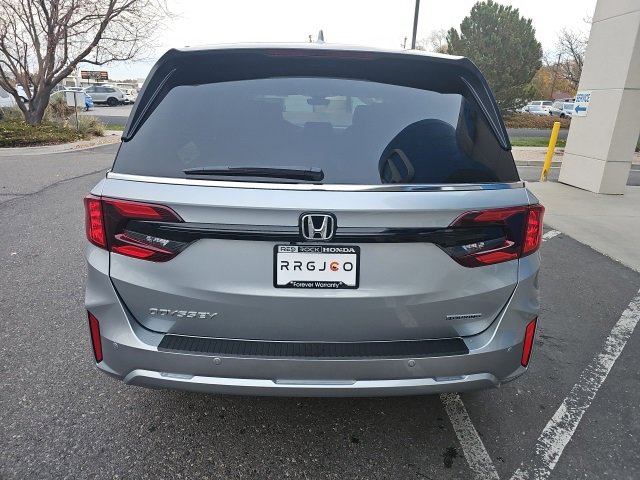 New 2026 Honda Odyssey Touring image 6