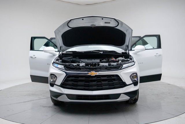 Used 2025 Chevrolet Blazer LT image 15