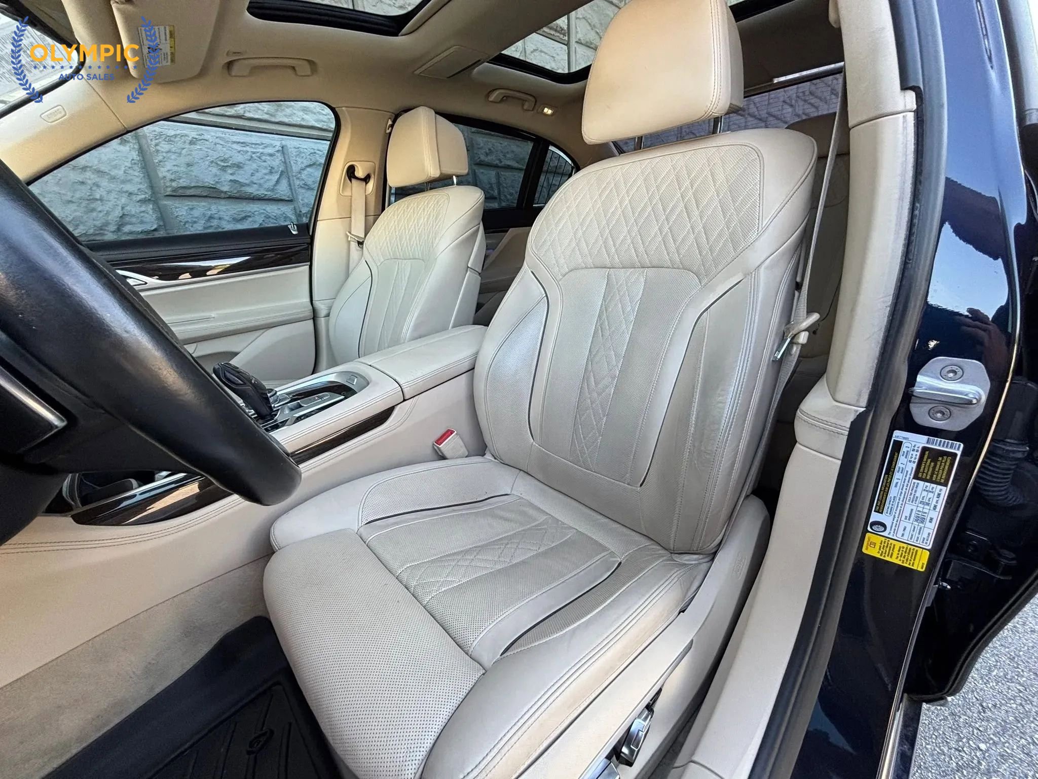 Used 2016 BMW 740i w/ Executive Package 2 image 49