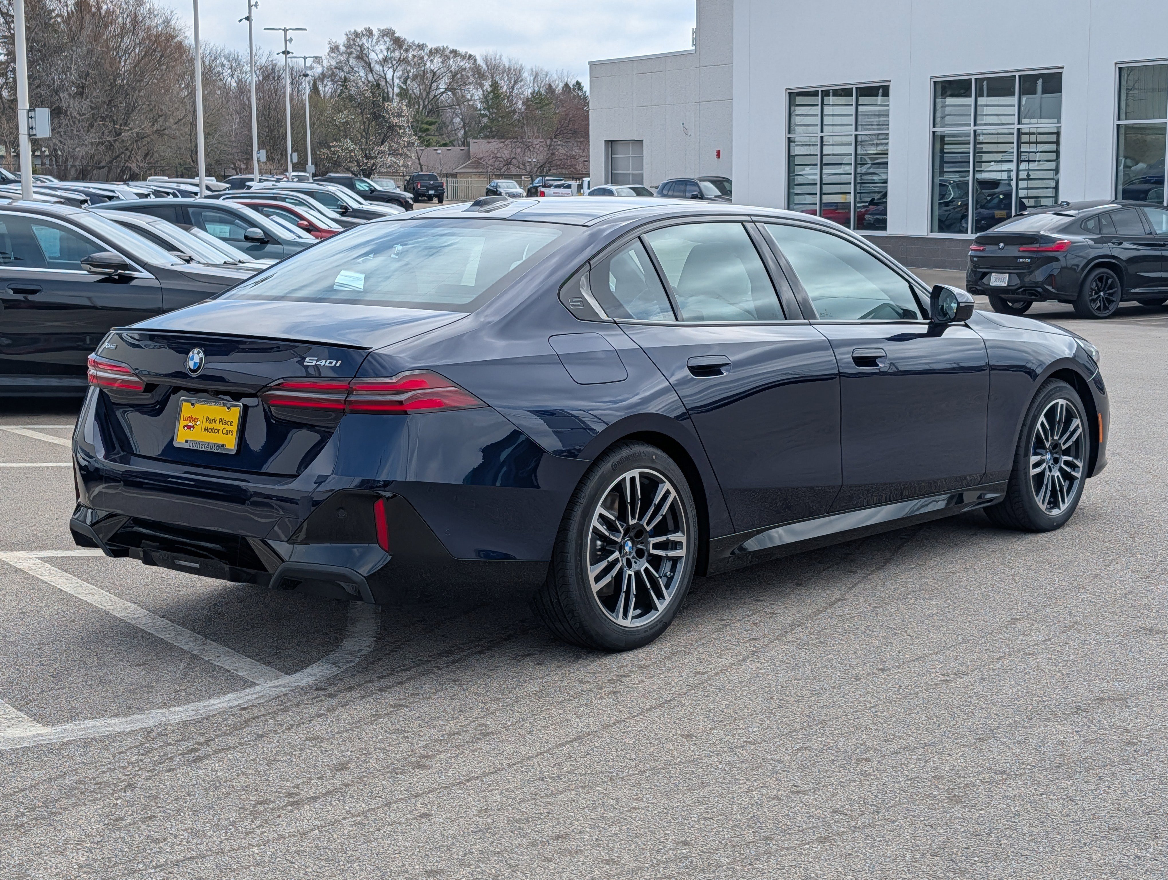 New 2026 BMW 540i xDrive w/ Executive Package AWD/4WD video 2