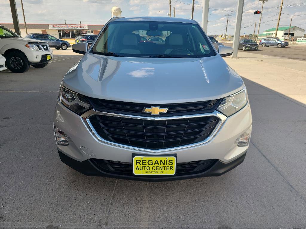 Used 2021 Chevrolet Equinox LT w/ Driver Convenience Package image 2