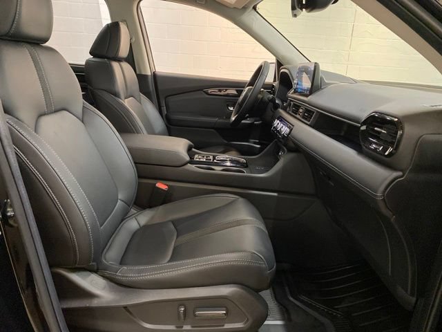 Used 2025 Honda Pilot EX-L image 26