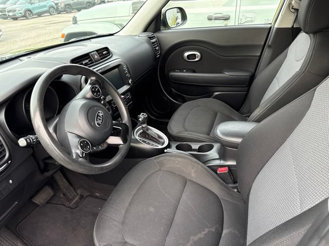 Used 2018 Kia Soul + FWD image 6