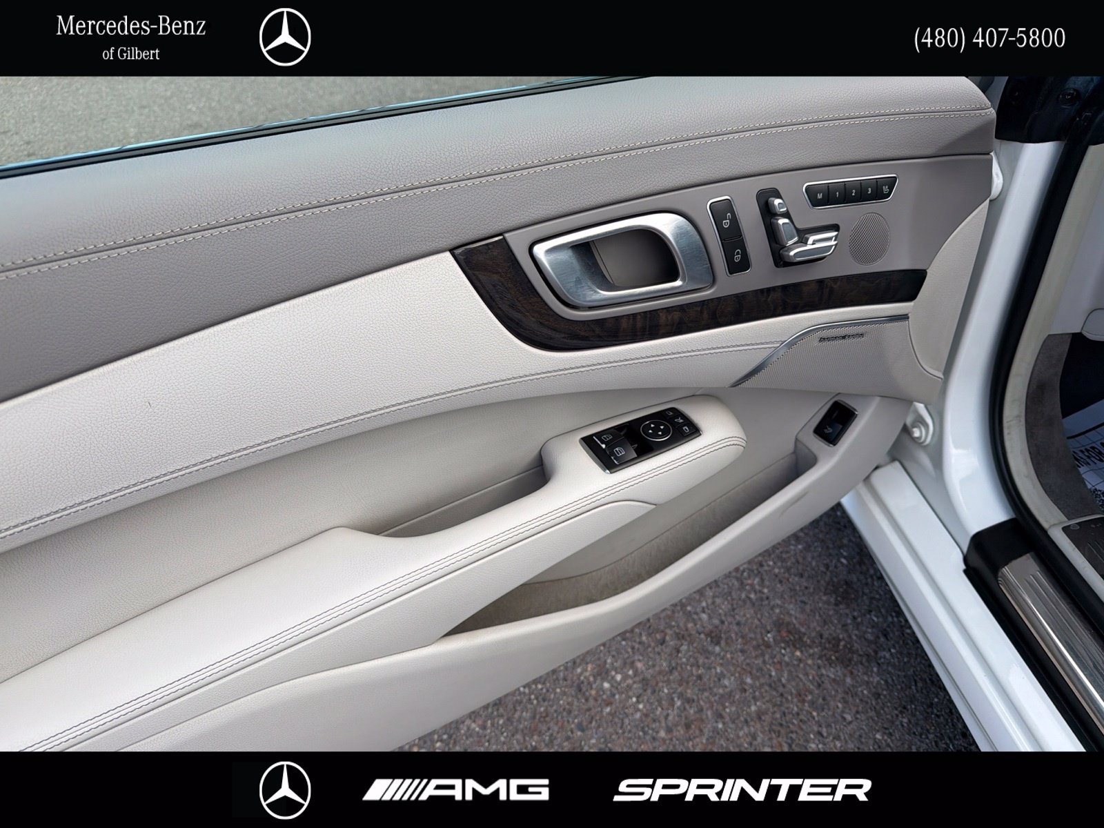 Used 2015 Mercedes-Benz SL 400 image 12