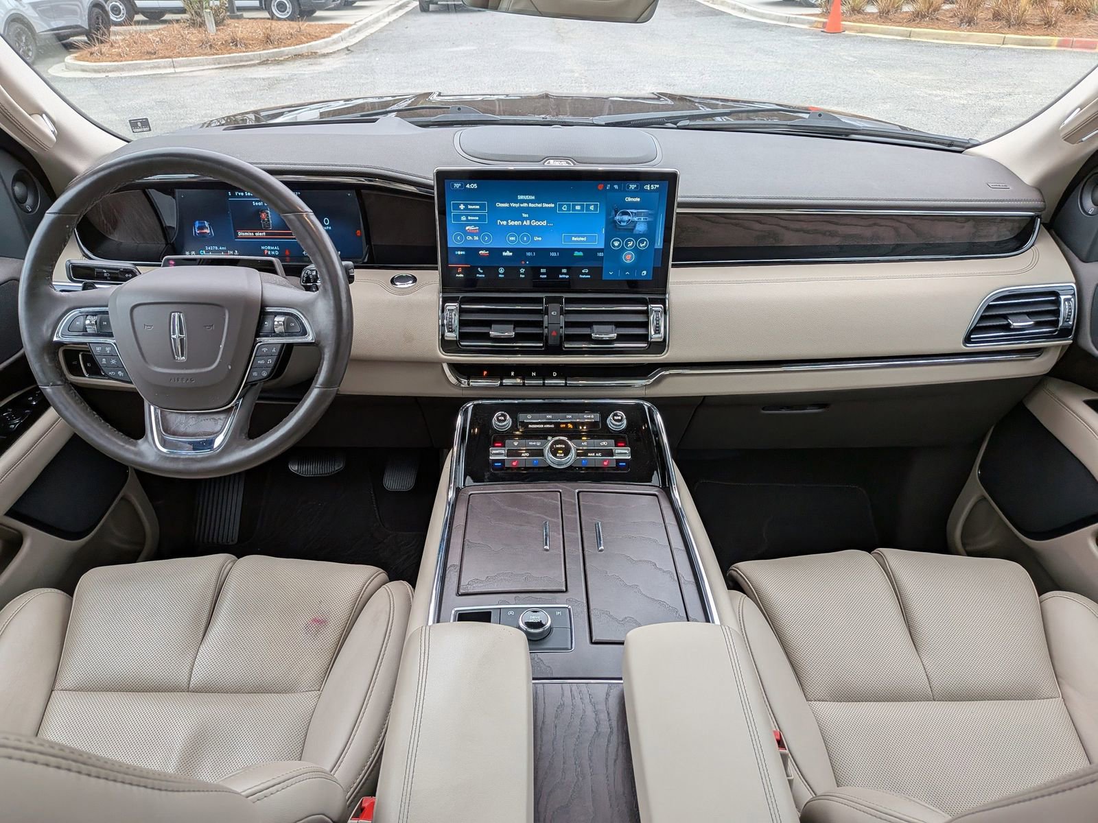 Certified 2023 Lincoln Navigator Reserve image 16