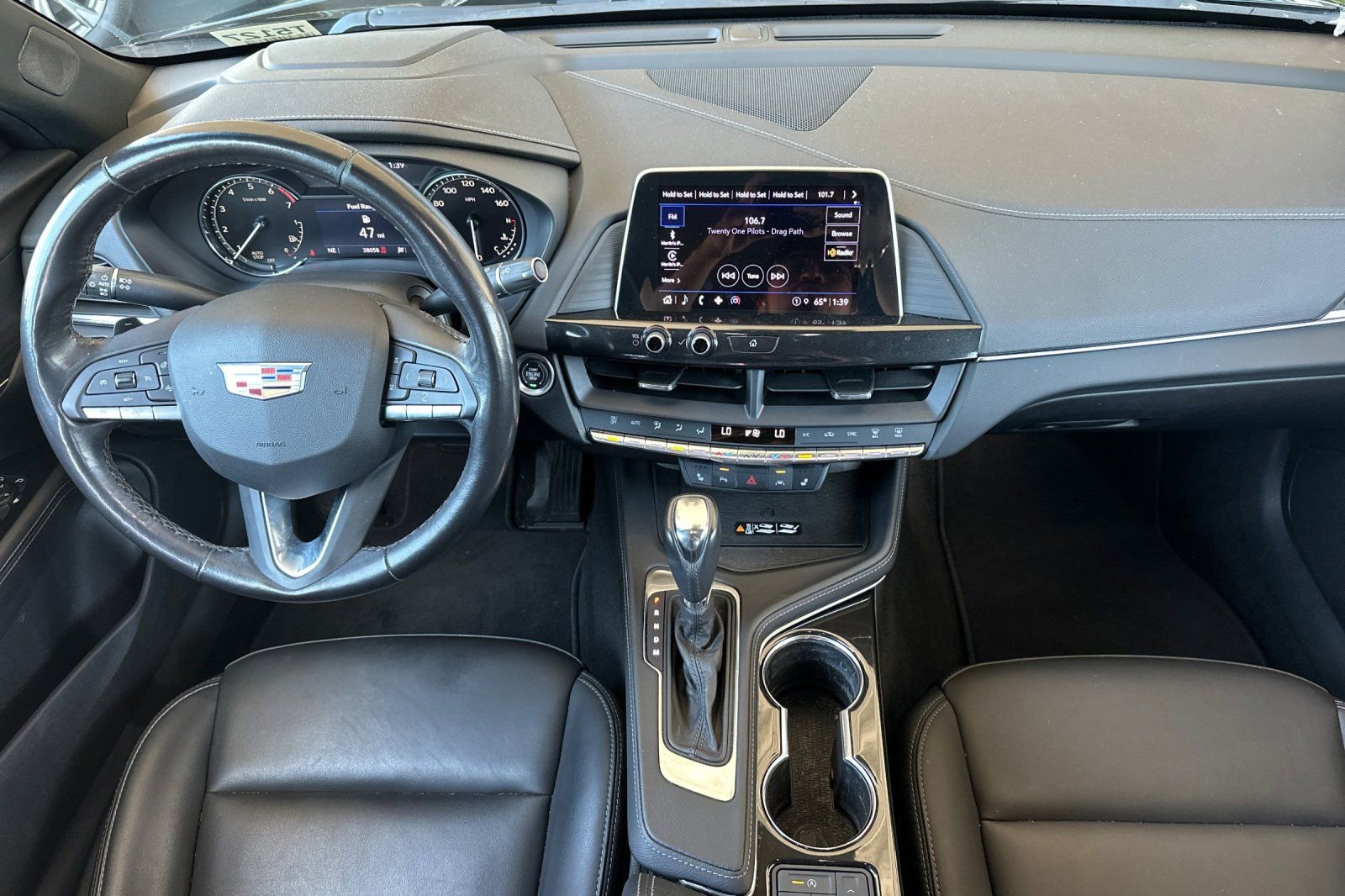 Used 2023 Cadillac CT4 Luxury w/ Cold Weather Package image 16