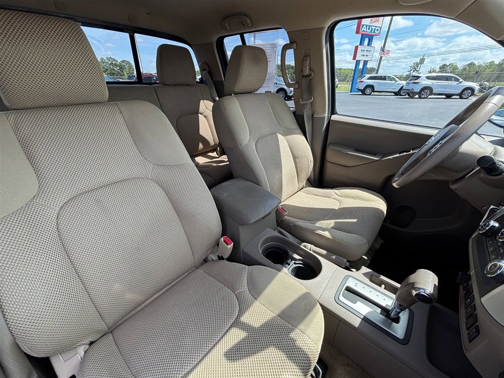 Used 2016 Nissan Frontier SV w/ SV Value Truck Package image 21