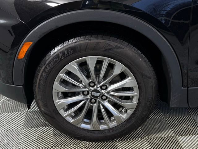 Certified 2025 Cadillac XT4 Premium Luxury image 13