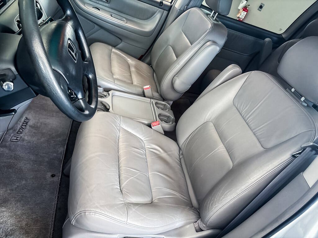 Used 2002 Honda Odyssey EX-L image 16