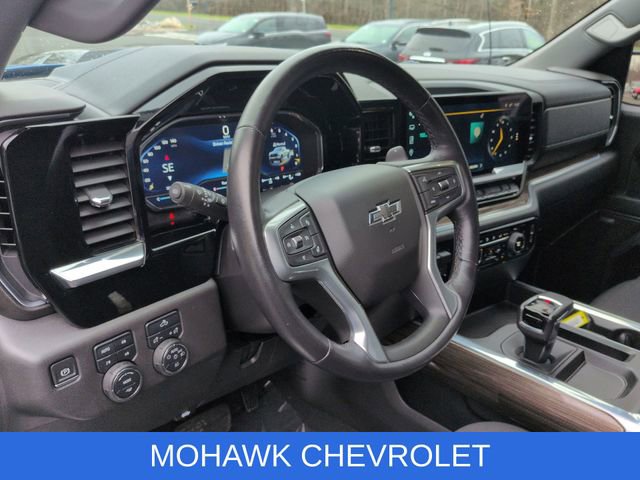Used 2022 Chevrolet Silverado 1500 LT Trail Boss w/ Convenience Package II image 11