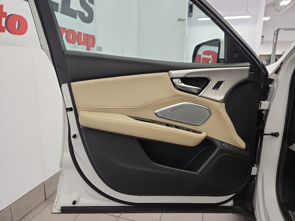 Used 2023 Acura RDX FWD w/ Technology Package image 8
