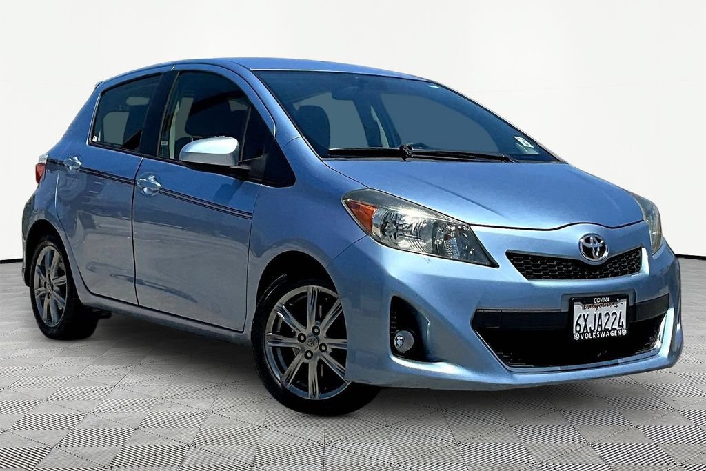 Used 2012 Toyota Yaris SE FWD image 1