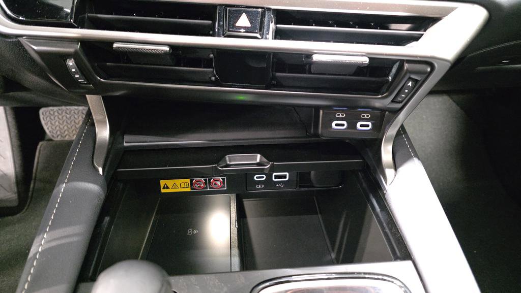 Used 2023 Lexus RX 350 AWD image 25