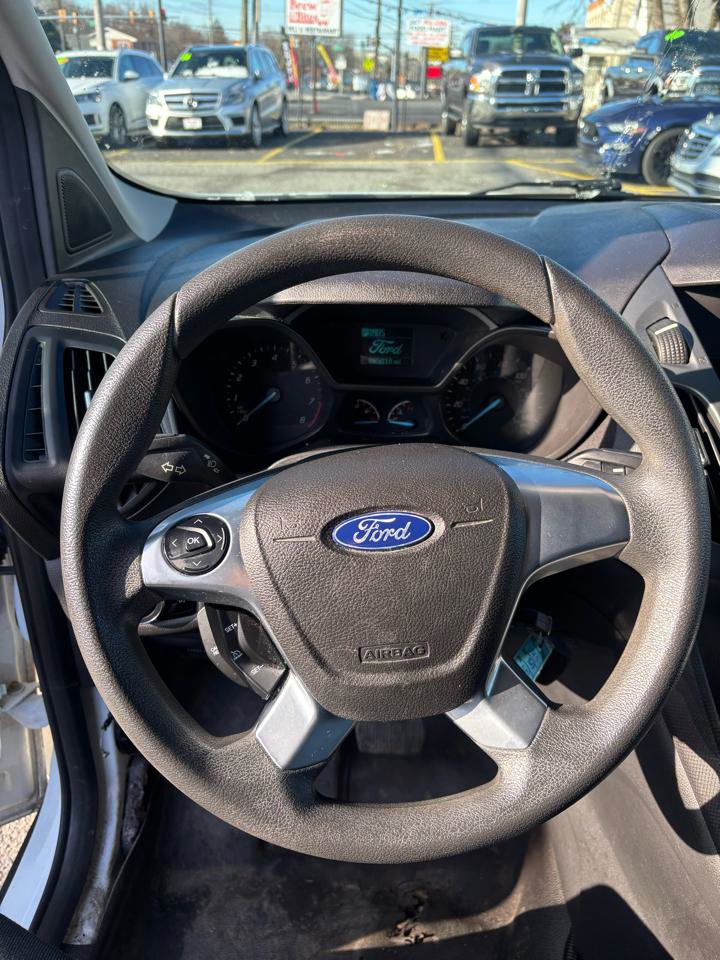 Used 2017 Ford Transit Connect XL image 9