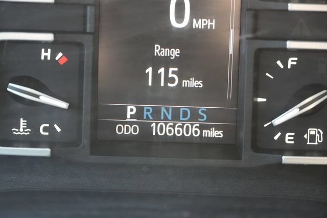 Used 2021 Toyota Tundra Limited w/ Limited Premium Package AWD/4WD image 33
