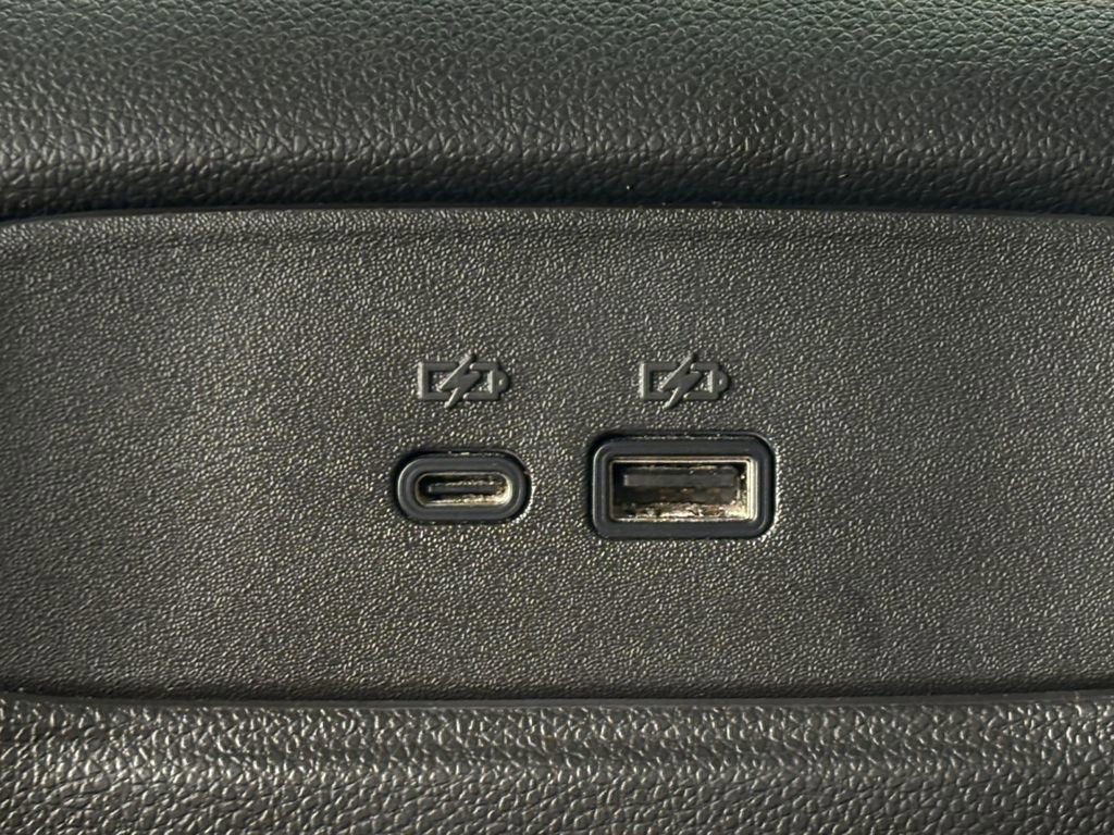 Used 2026 Chevrolet Trax LT FWD image 5