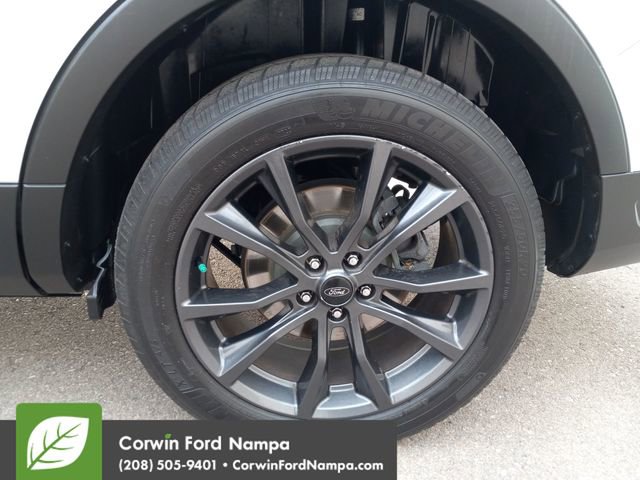 Used 2018 Ford Explorer XLT w/ Equipment Group 202A image 31