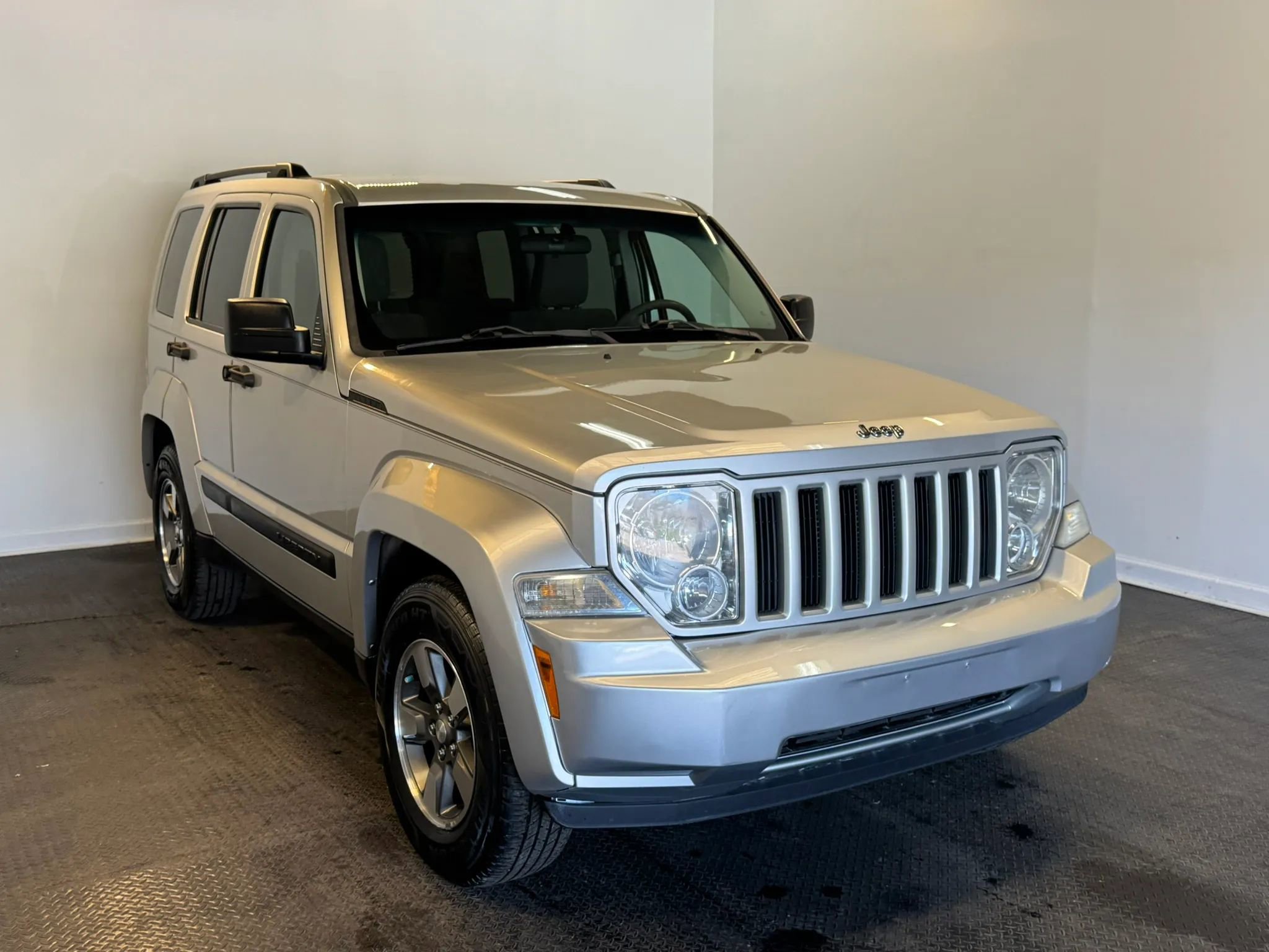 Used 2008 Jeep Liberty Sport w/ Popular Equipment Group image 3