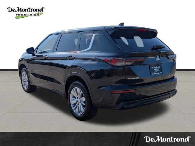 New 2026 Mitsubishi Outlander ES FWD image 7