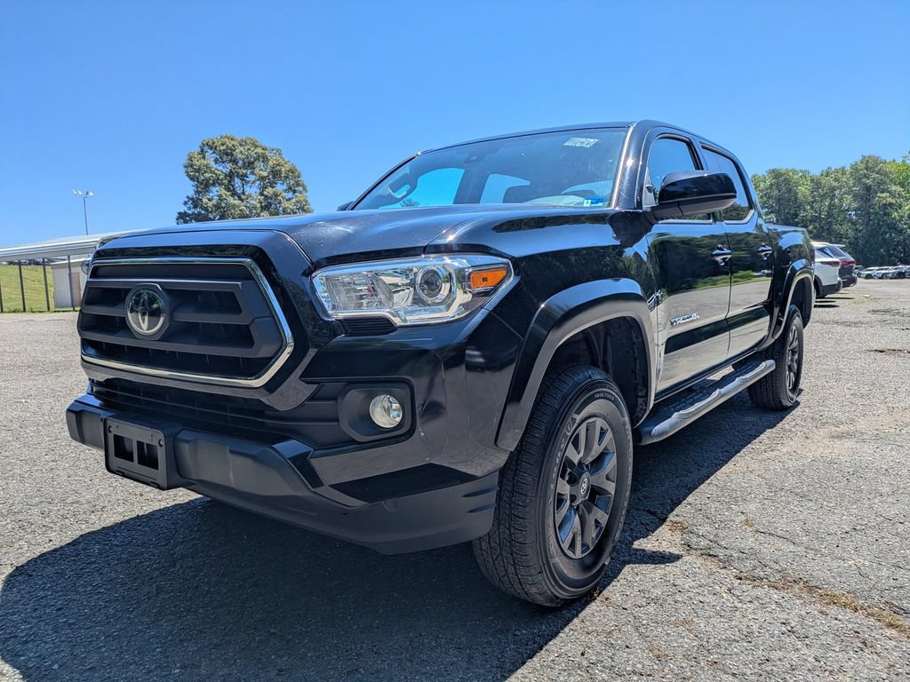 Used 2023 Toyota Tacoma SR5 AWD/4WD image 8