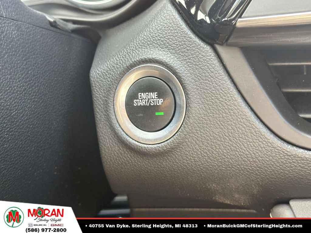 Certified 2019 Buick Envision Essence FWD image 31