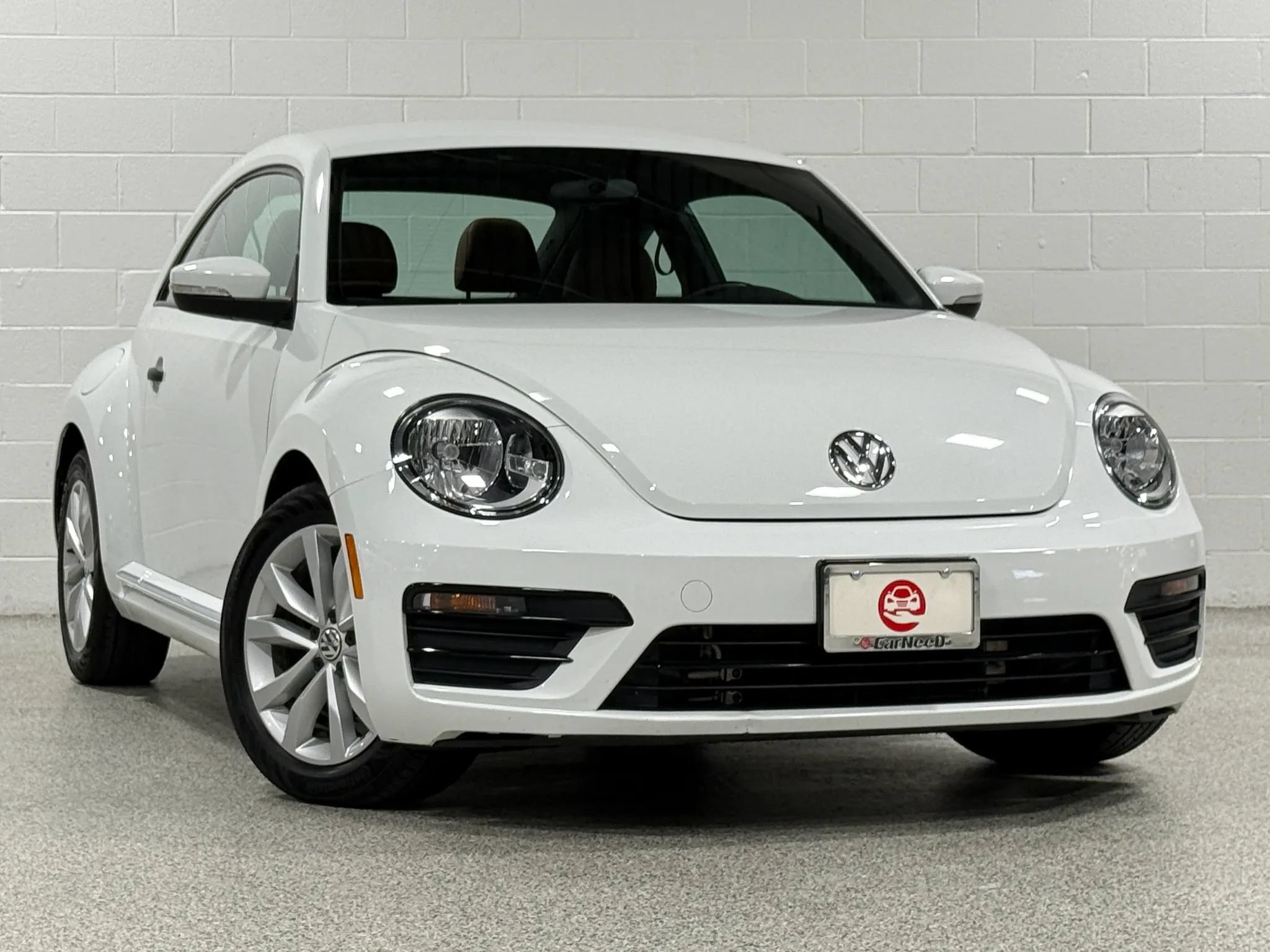 Used 2017 Volkswagen Beetle 1.8T S FWD image 4