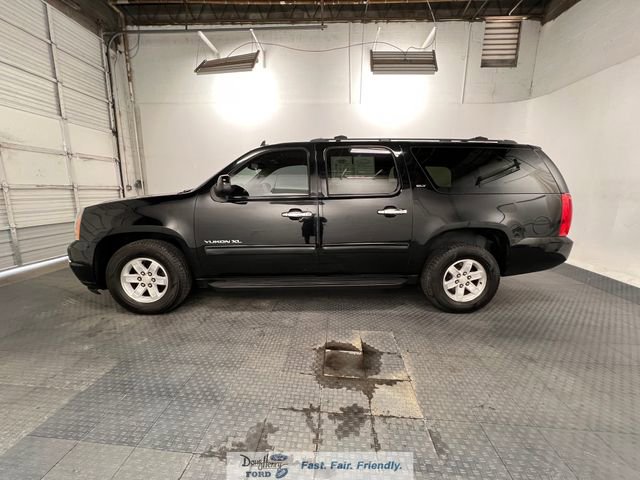 Used 2014 GMC Yukon XL SLT RWD image 4