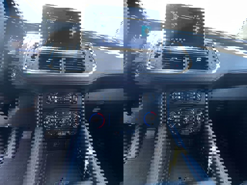 Certified 2023 Chevrolet Suburban RST AWD/4WD image 35