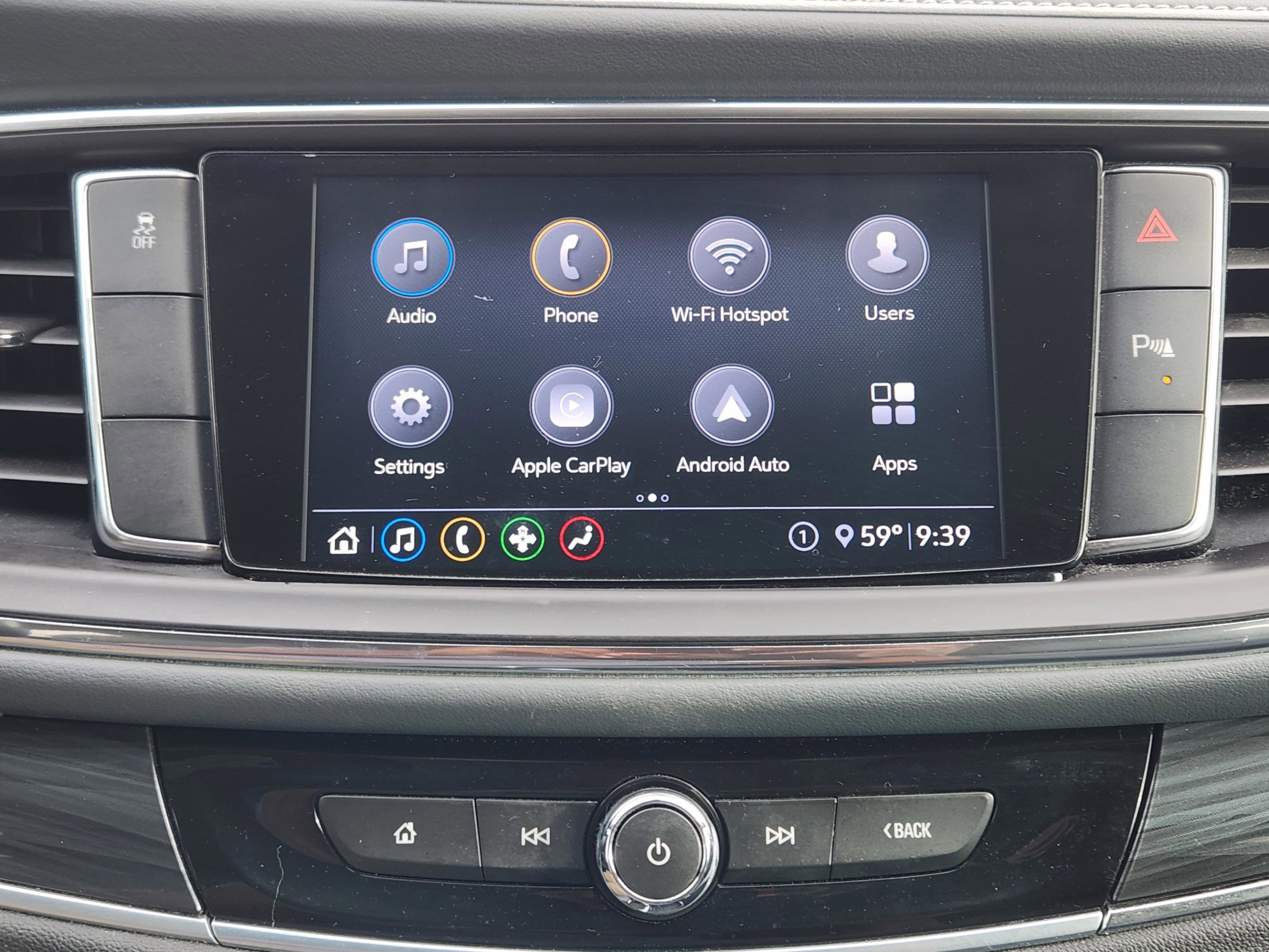 Used 2021 Buick Enclave Essence image 17
