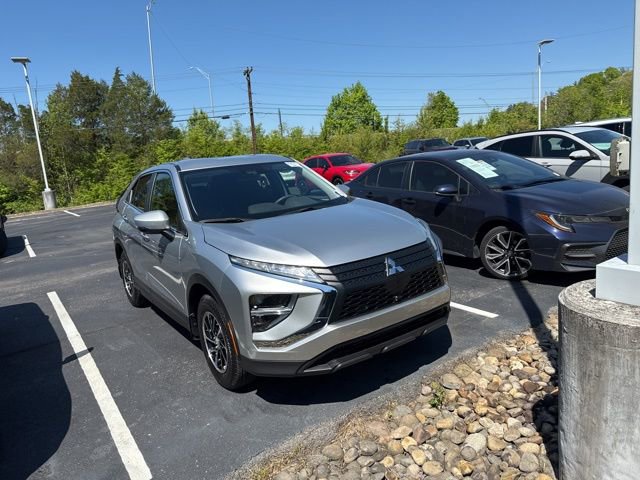 Used 2022 Mitsubishi Eclipse Cross ES image 3