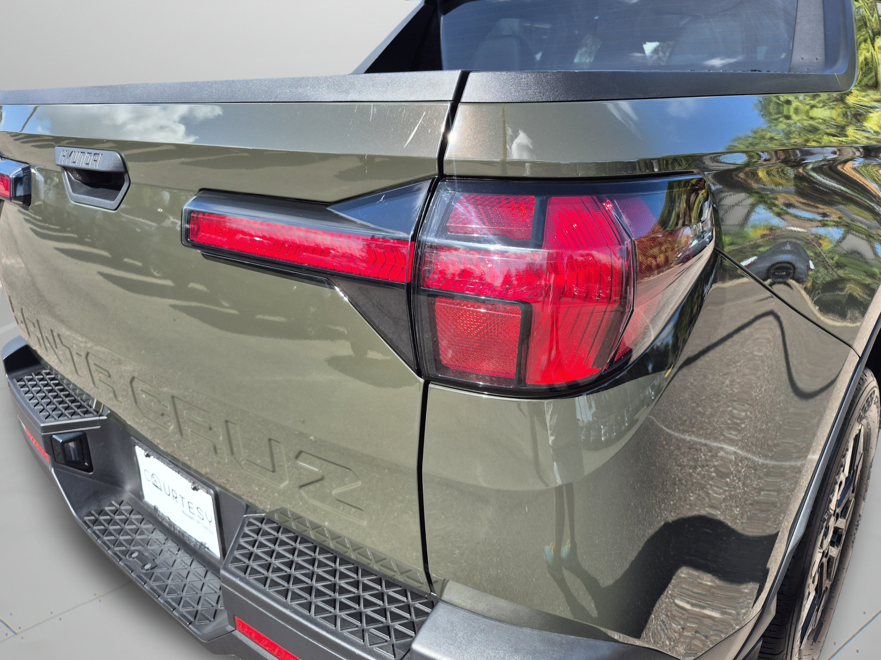 Certified 2025 Hyundai Santa Cruz SEL FWD image 30