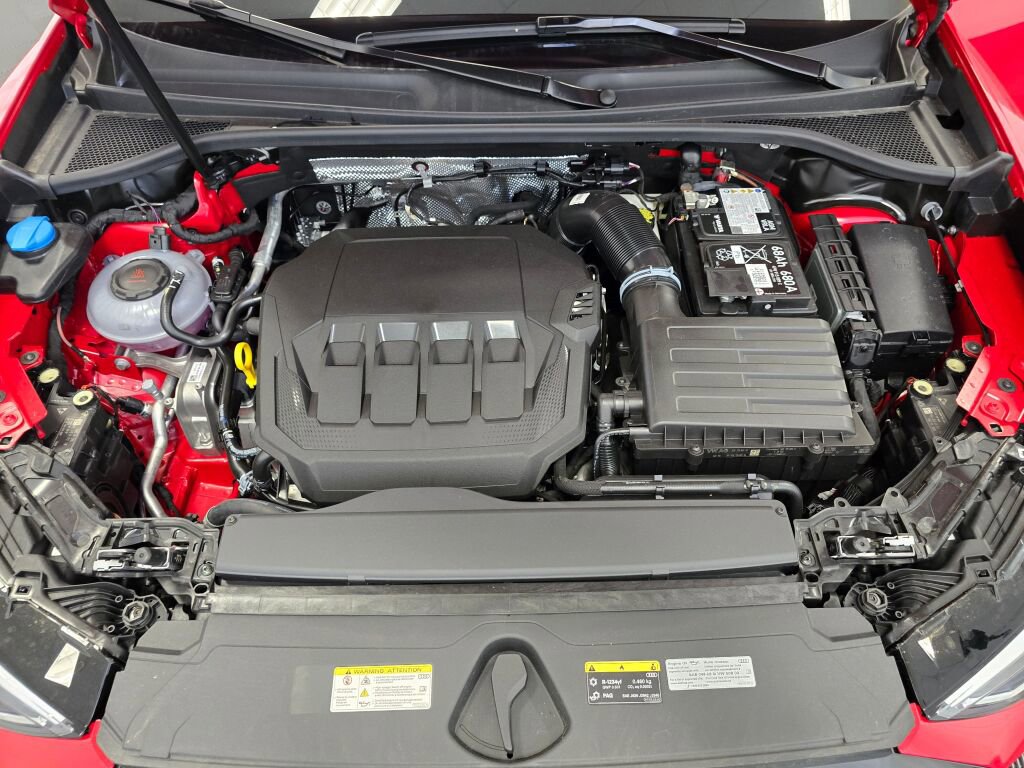 New 2025 Audi Q3 2.0T Premium image 10