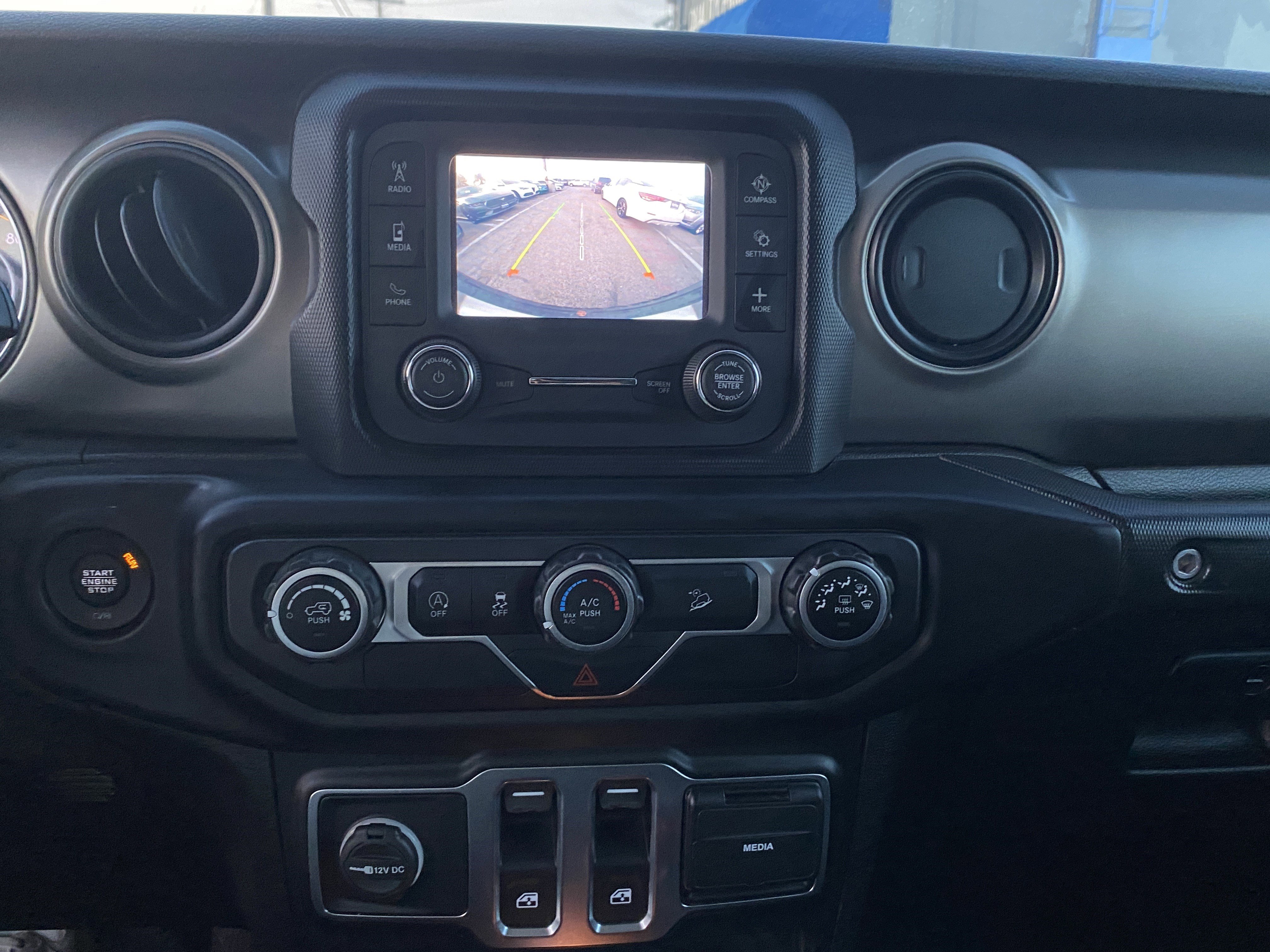 Used 2020 Jeep Wrangler Sport image 15