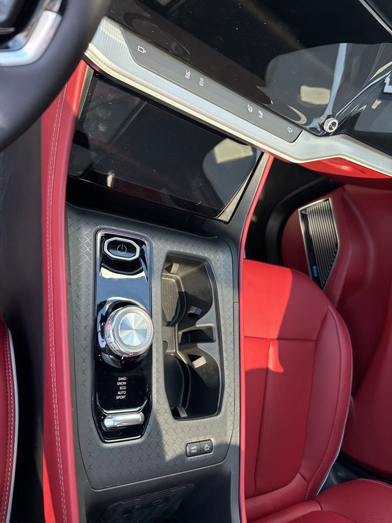 New 2025 Jeep Wagoneer S Launch Edition image 17