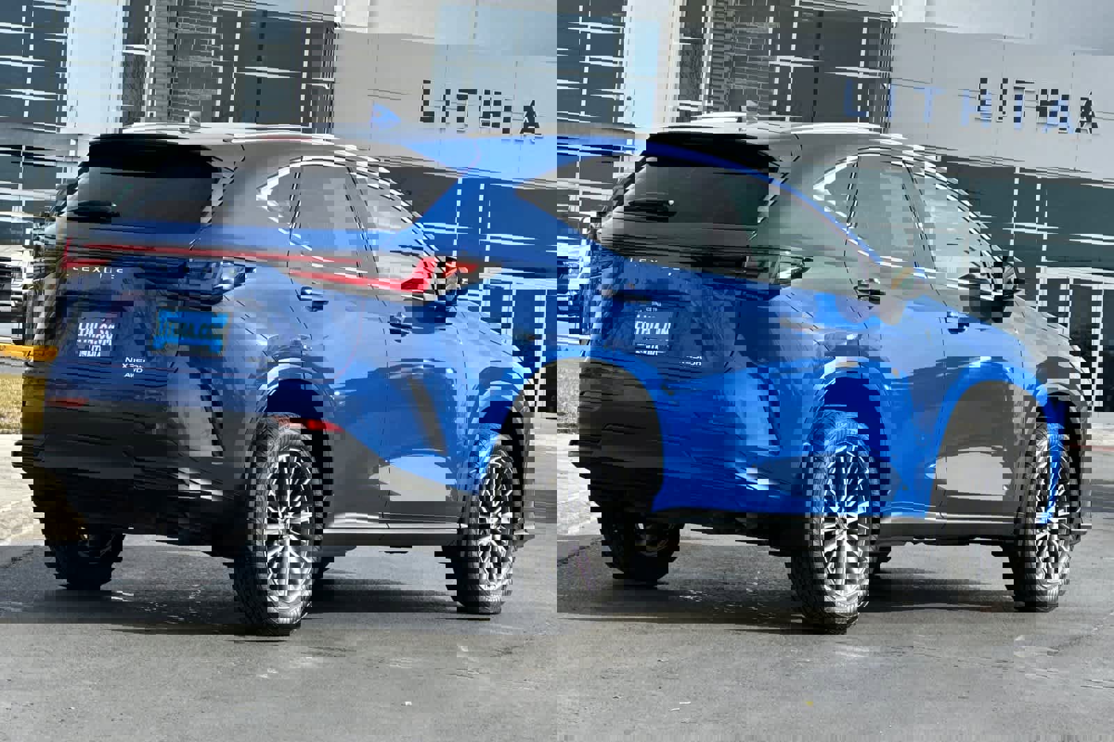 Used 2025 Lexus NX 350h AWD w/ Premium Package video 2