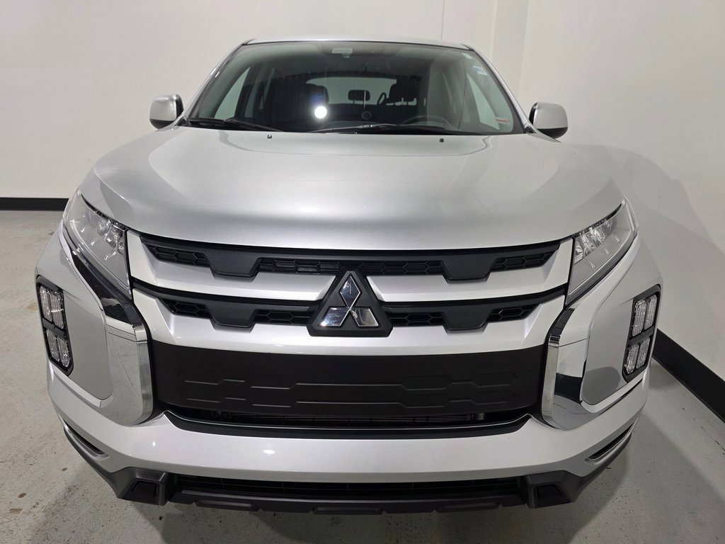 Used 2023 Mitsubishi Outlander Sport ES image 9