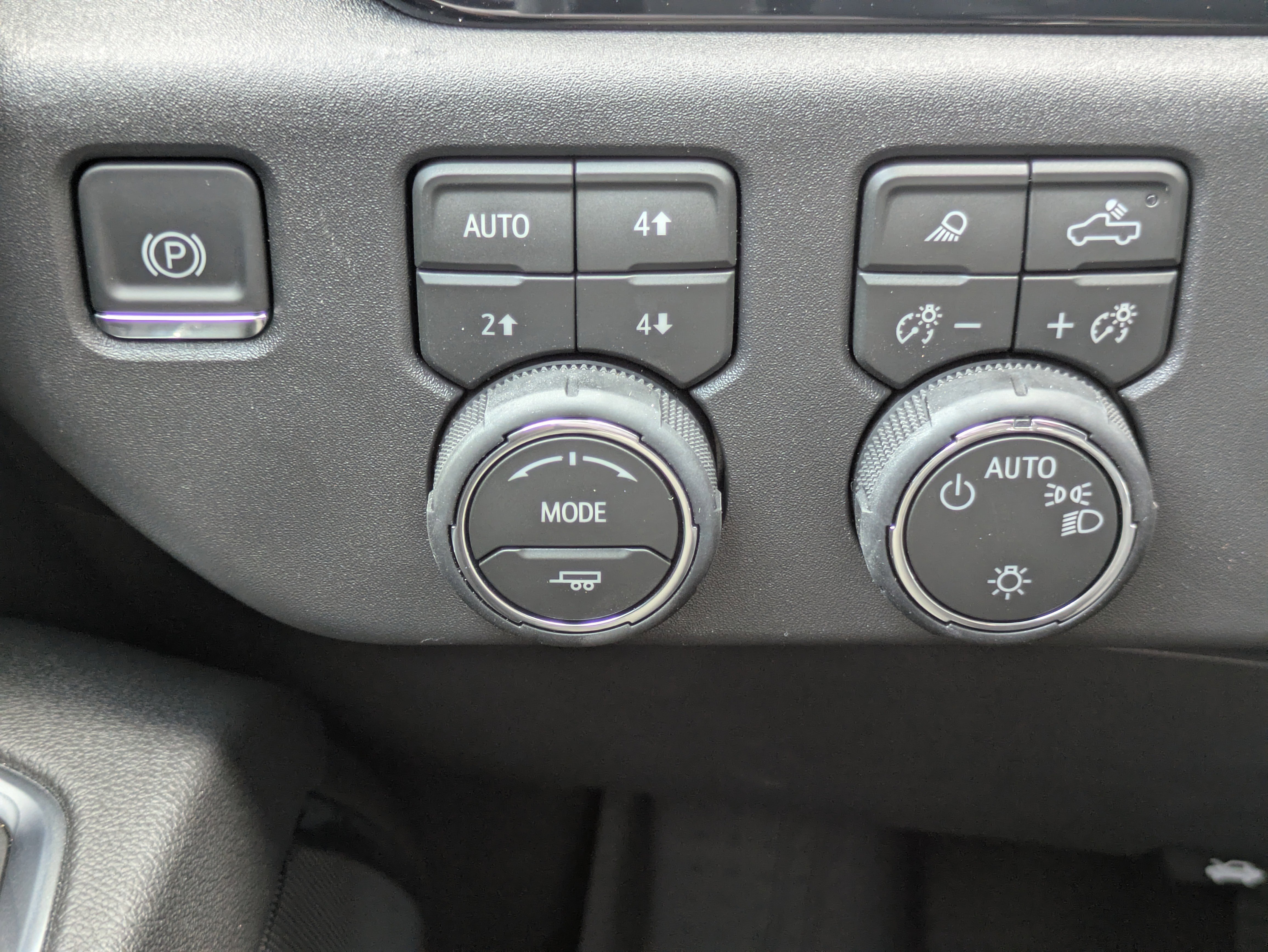New 2026 Chevrolet Silverado 1500 LT w/ All Star Edition Plus AWD/4WD image 13