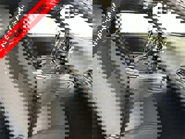 Used 2023 Dodge Challenger GT image 29