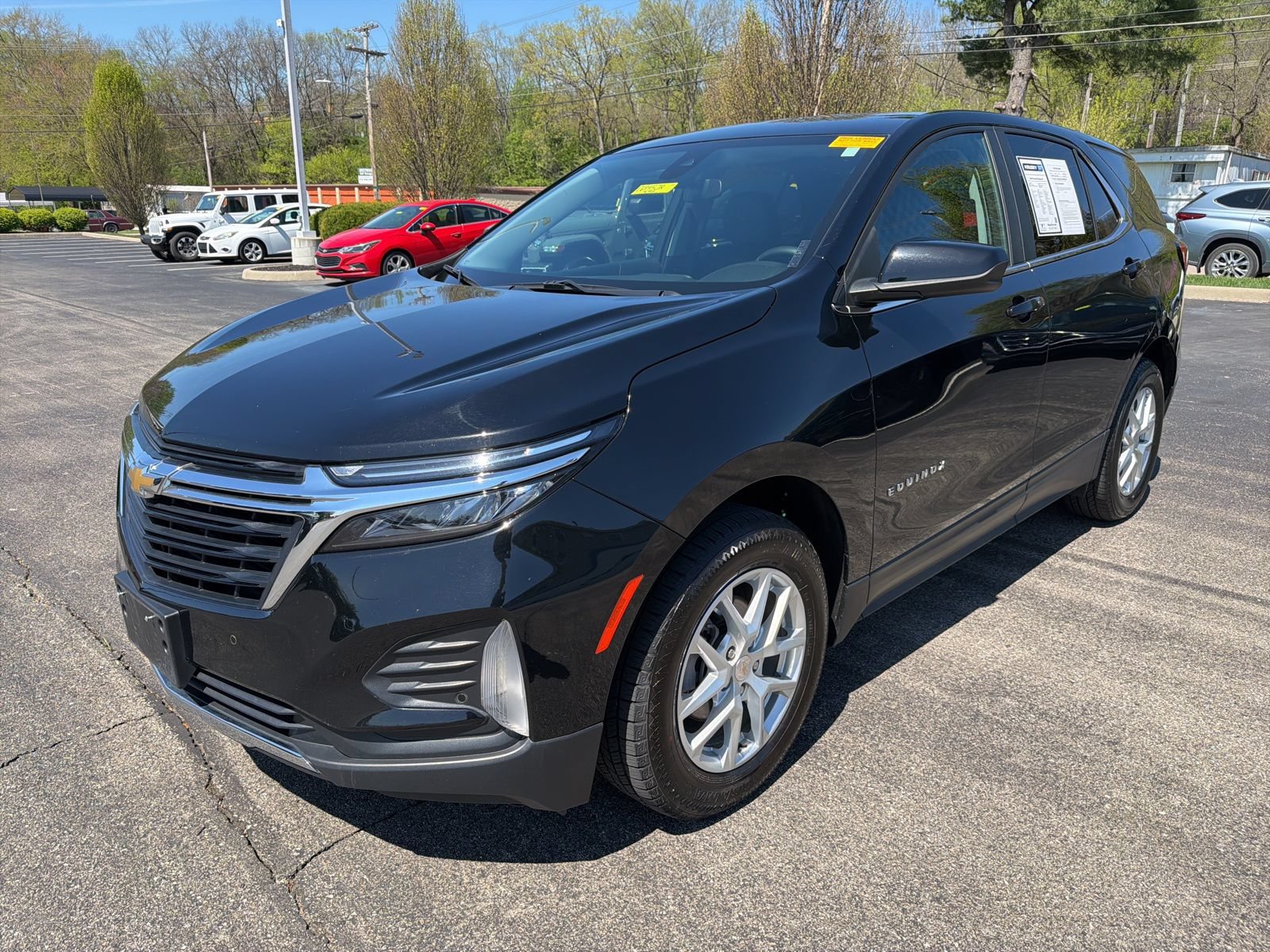 Used 2024 Chevrolet Equinox LT AWD/4WD image 9