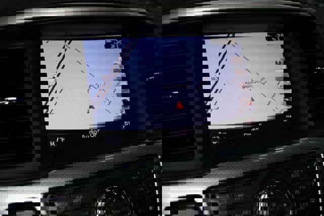 Used 2018 Nissan Pathfinder SL w/ Midnight Edition Package image 16