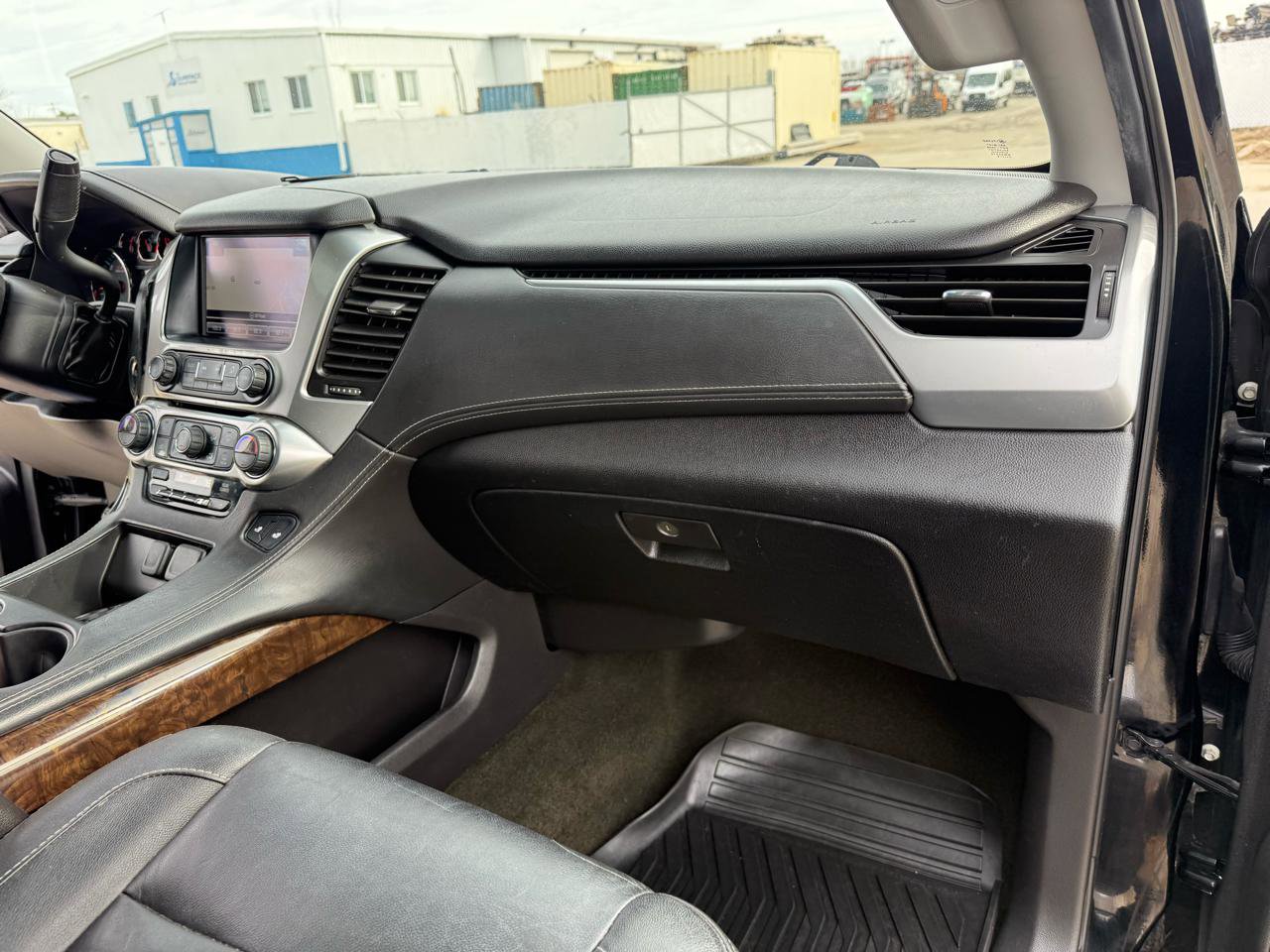 Used 2016 Chevrolet Suburban LT AWD/4WD image 37