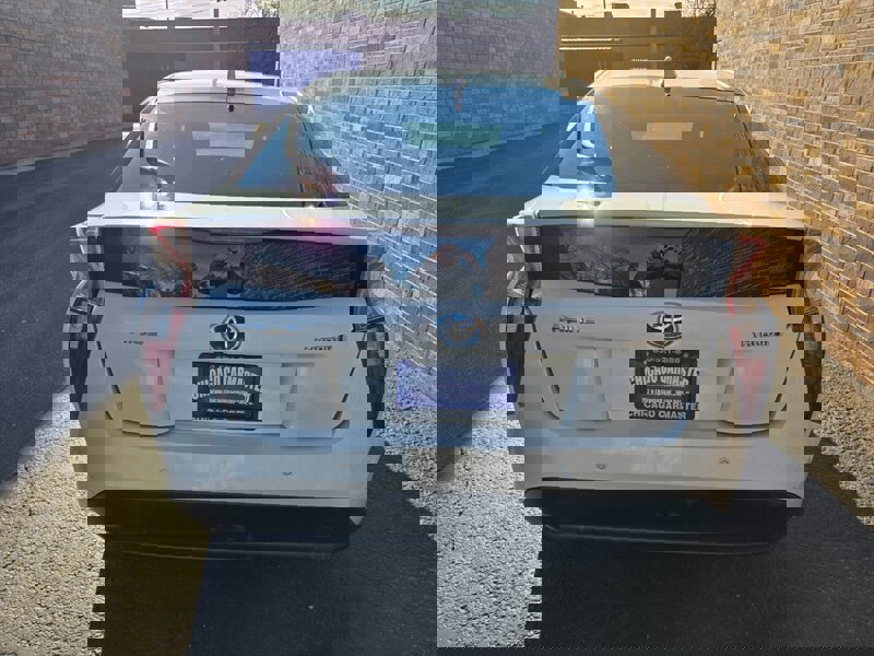 Used 2018 Toyota Prius Four w/ Advanced Technology Package FWD image 34