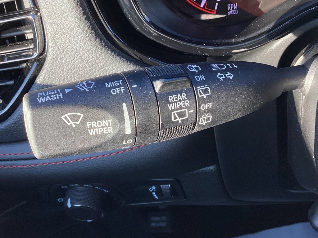 Used 2025 Dodge Durango GT AWD/4WD image 30