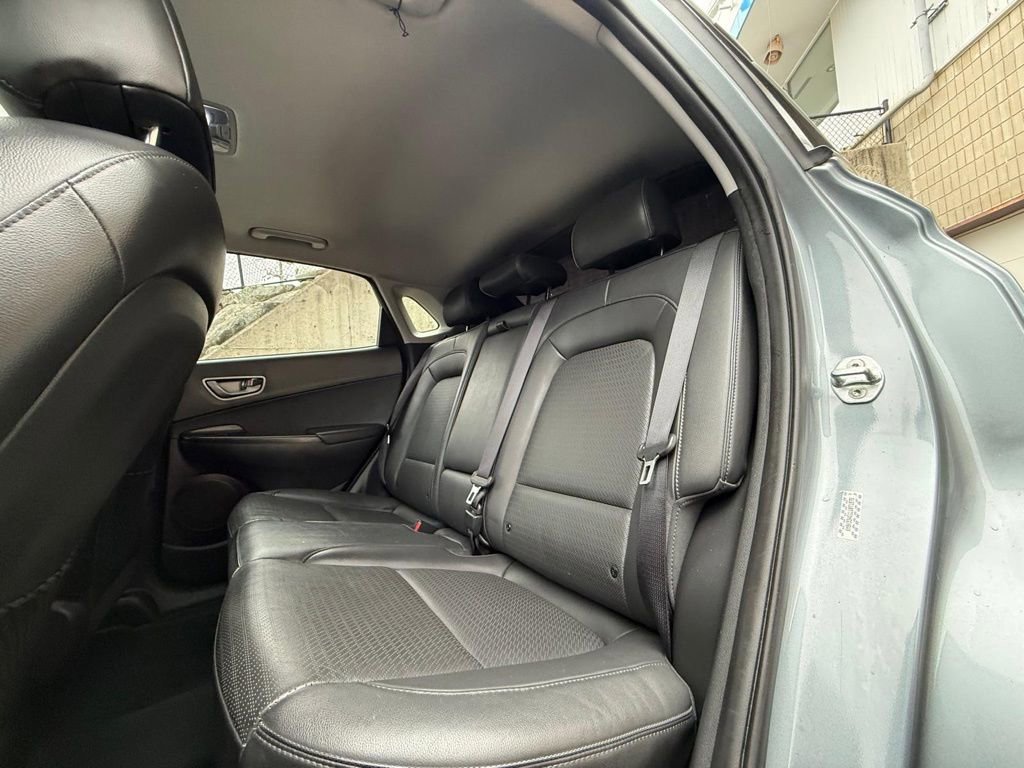 Used 2020 Hyundai Kona Limited w/ Cargo Package image 18