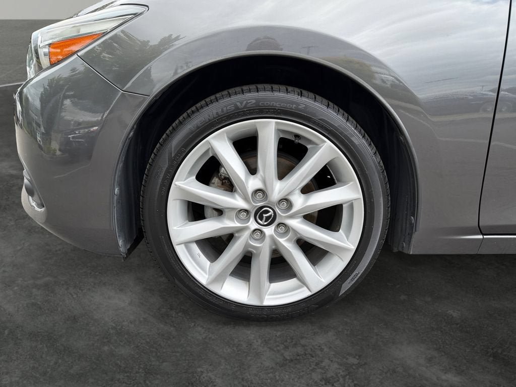 Used 2017 MAZDA MAZDA3 Grand Touring FWD image 9