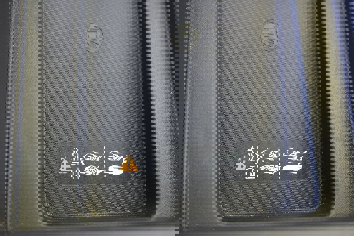 Used 2021 GMC Sierra 1500 AT4 w/ AT4 Preferred Package image 39